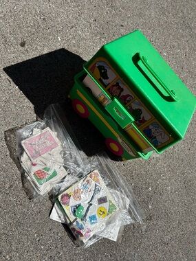 Sweet Pickles vintage pre-school learning Bus